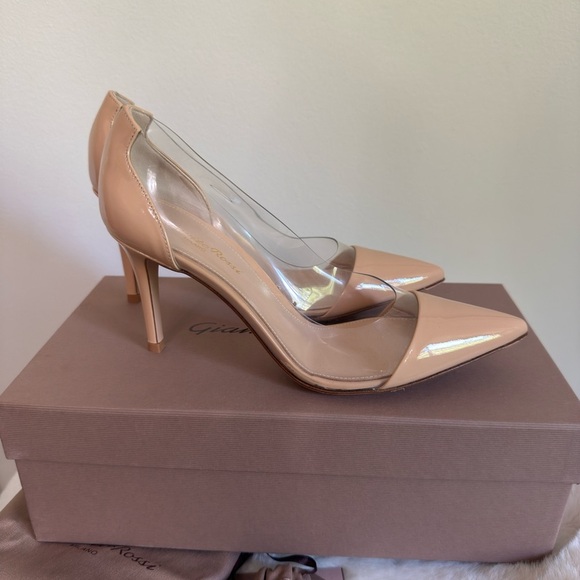 NEW Gianvitto Rossi PUMP WITH CLEAR SIDES IN PLEXI PATENT LEATHER - Picture 5 of 9